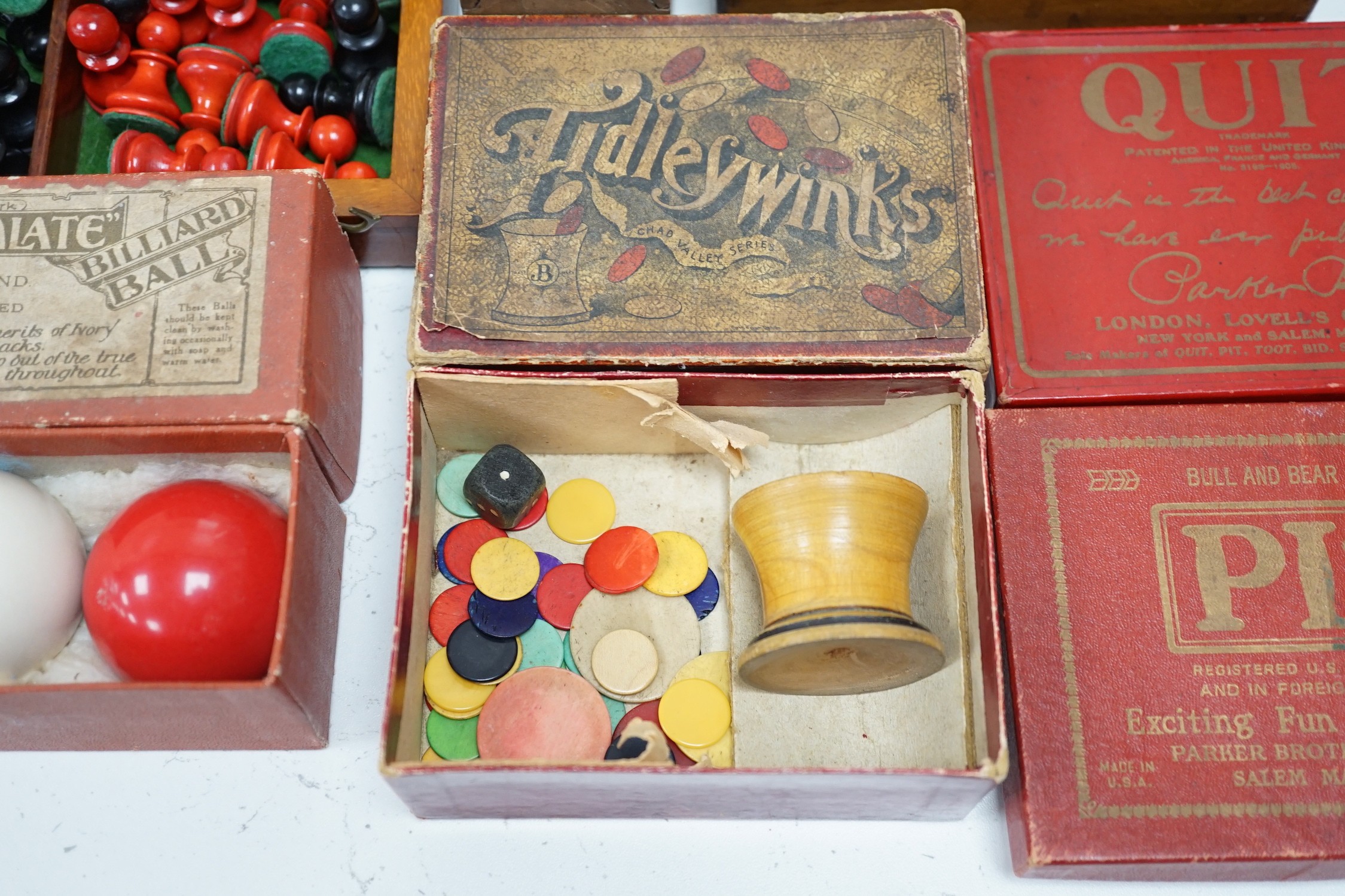 A collection of Victorian and Edwardian games, including Minoru, Revers, Jiggle-Joggle, Magnetic Fish Pond, gig saw puzzles and part chess sets, etc.